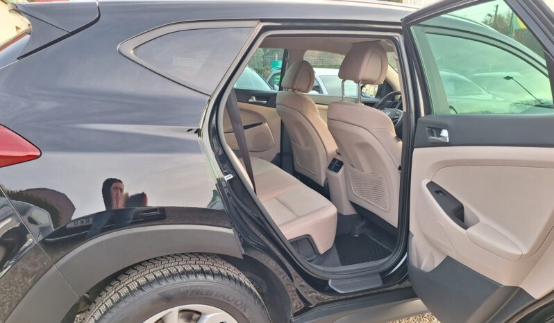 HYUNDAI Tucson  | FWD (przód) | Manualna | 116 KM | Czarny full