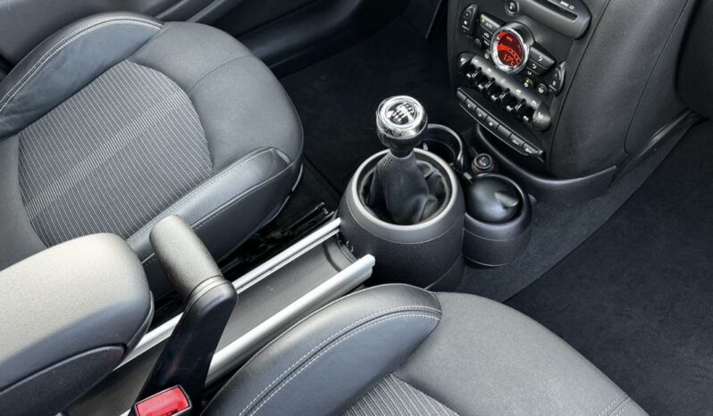 Countryman  | FWD (przód) | Manualna | 98 KM | Zielony full