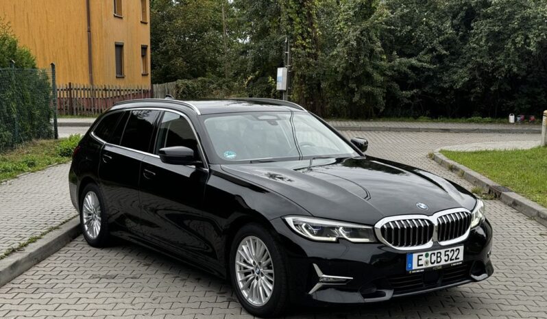 BMW Seria 3 | 4×4 (stały) | Automatyczna | 190 KM | Czarny full