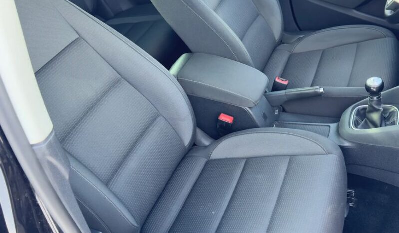 VOLKSWAGEN Golf  | FWD (przód) | Manualna | 105 KM | Czarny full