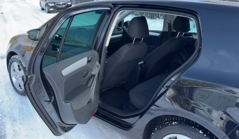 VOLKSWAGEN Golf  | FWD (przód) | Manualna | 105 KM | Czarny full