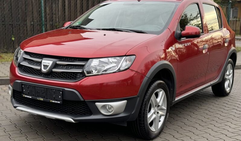 DACIA Sandero Stepway  | FWD (przód) | Manualna | 90 KM | Bordowy full