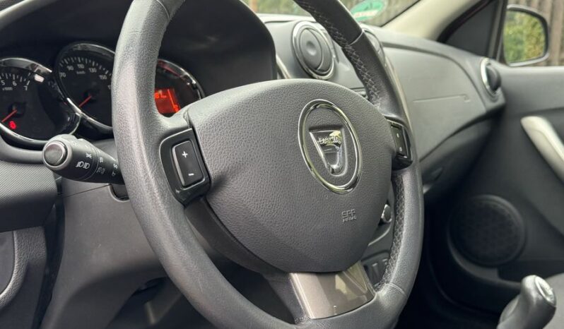 DACIA Sandero Stepway  | FWD (przód) | Manualna | 90 KM | Bordowy full