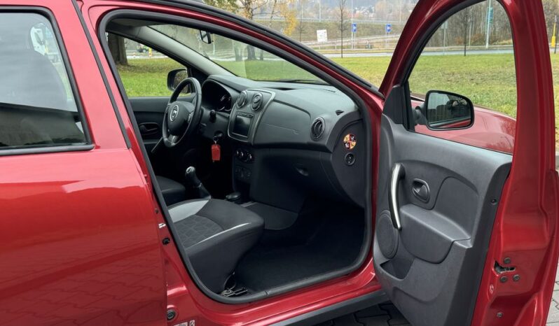 DACIA Sandero Stepway  | FWD (przód) | Manualna | 90 KM | Bordowy full