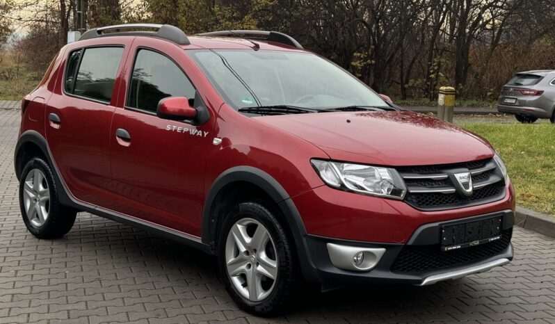 DACIA Sandero Stepway  | FWD (przód) | Manualna | 90 KM | Bordowy full