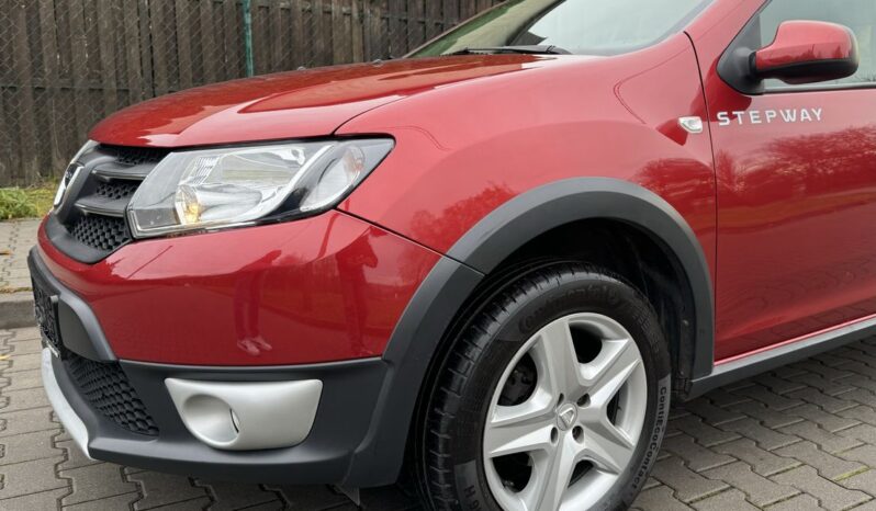 DACIA Sandero Stepway  | FWD (przód) | Manualna | 90 KM | Bordowy full