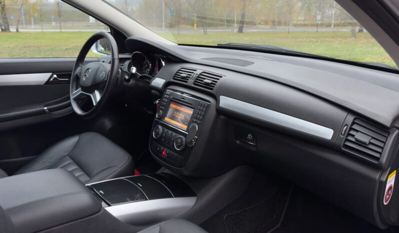 MERCEDES-BENZ Klasa R | 4×4 (stały) | Automatyczna | 190 KM | Srebrny full