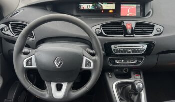 RENAULT Grand Scenic  | FWD (przód) | Manualna | 160 KM | Srebrny full