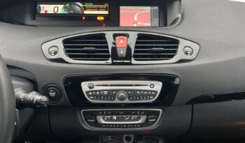 RENAULT Grand Scenic  | FWD (przód) | Manualna | 160 KM | Srebrny full