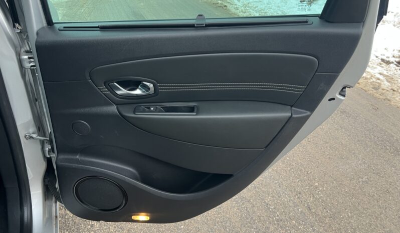 RENAULT Grand Scenic  | FWD (przód) | Manualna | 160 KM | Srebrny full