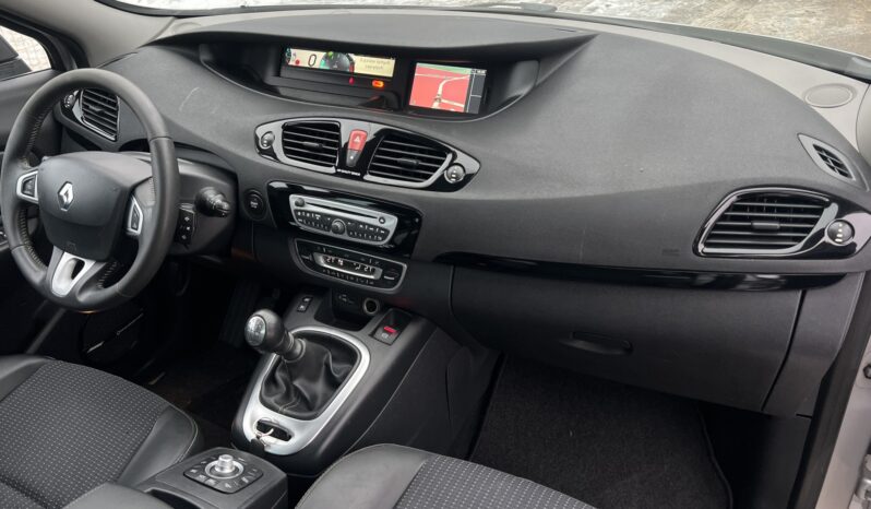 RENAULT Grand Scenic  | FWD (przód) | Manualna | 160 KM | Srebrny full