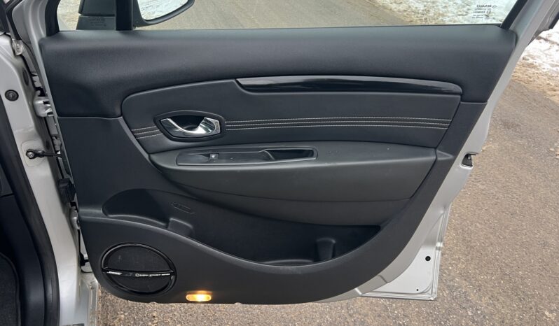 RENAULT Grand Scenic  | FWD (przód) | Manualna | 160 KM | Srebrny full