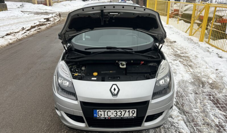 RENAULT Grand Scenic  | FWD (przód) | Manualna | 160 KM | Srebrny full