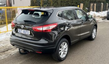 NISSAN Qashqai  | FWD (przód) | Manualna | 163 KM | Czarny full