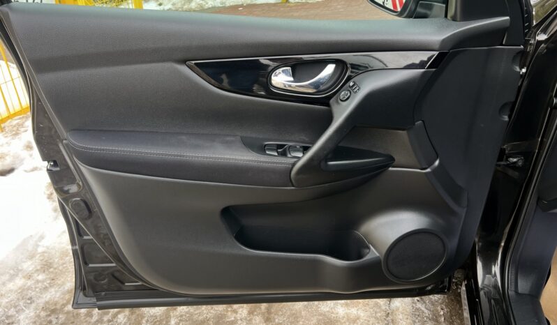 NISSAN Qashqai  | FWD (przód) | Manualna | 163 KM | Czarny full