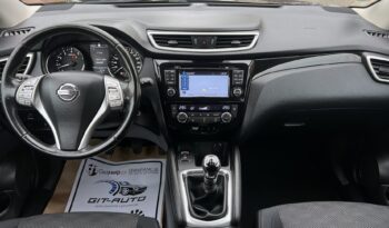 NISSAN Qashqai  | FWD (przód) | Manualna | 163 KM | Czarny full