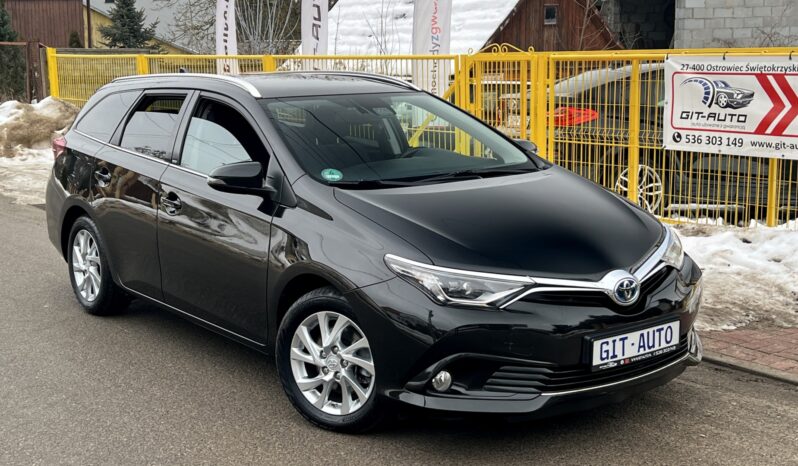 TOYOTA Auris  | FWD (przód) | Automatyczna | 136 KM | Czarny
