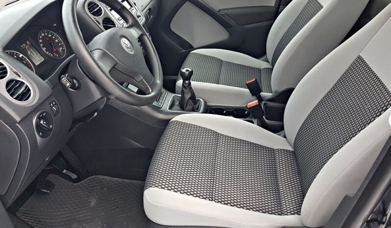 VOLKSWAGEN Tiguan  | FWD (przód) | Manualna | 140 KM | Czarny full