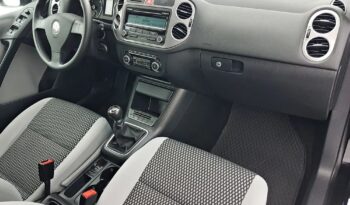 VOLKSWAGEN Tiguan  | FWD (przód) | Manualna | 140 KM | Czarny full