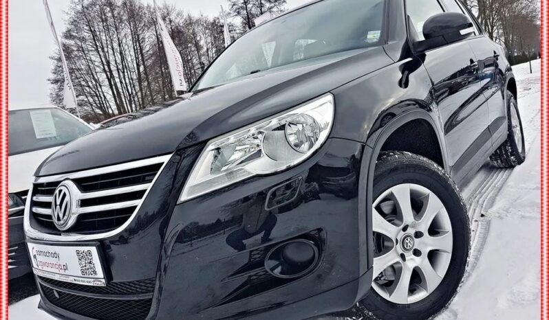VOLKSWAGEN Tiguan  | FWD (przód) | Manualna | 140 KM | Czarny full