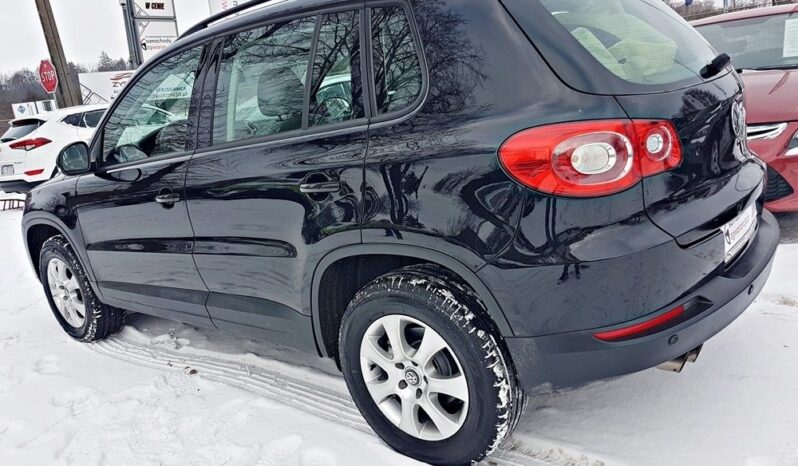 VOLKSWAGEN Tiguan  | FWD (przód) | Manualna | 140 KM | Czarny full