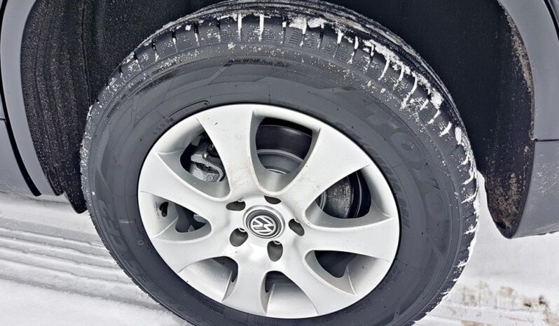 VOLKSWAGEN Tiguan  | FWD (przód) | Manualna | 140 KM | Czarny full