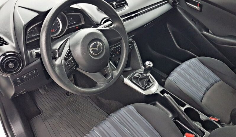 MAZDA 2 | FWD (przód) | Manualna | 75 KM | Biały full