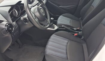MAZDA 2 | FWD (przód) | Manualna | 75 KM | Biały full