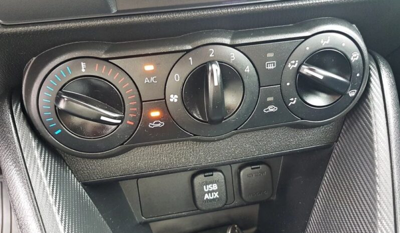 MAZDA 2 | FWD (przód) | Manualna | 75 KM | Biały full