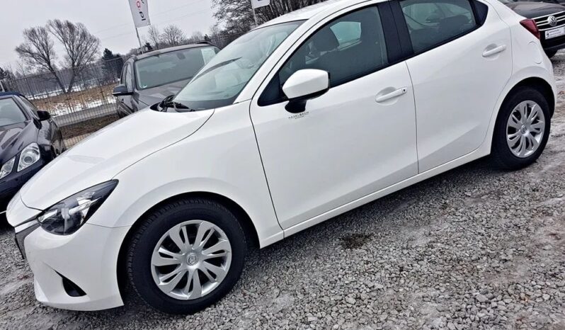 MAZDA 2 | FWD (przód) | Manualna | 75 KM | Biały full