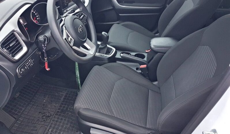 KIA Ceed  | FWD (przód) | Manualna | 135 KM | Biały full