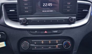 KIA Ceed  | FWD (przód) | Manualna | 135 KM | Biały full