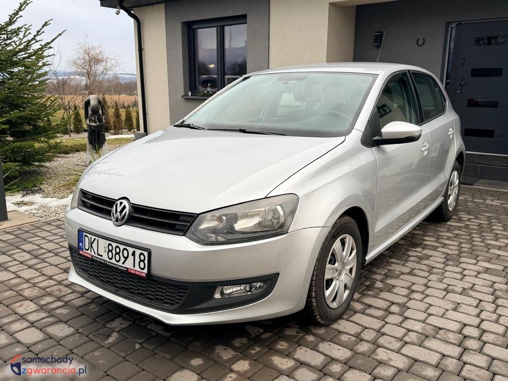 Volkswagen Polo  | Fwd (Przód) | Manualna | 60 Km | Srebrny