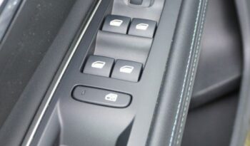 PEUGEOT 5008  | FWD (przód) | Manualna | 130 KM | Biały full