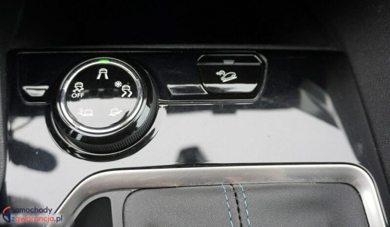 PEUGEOT 5008  | FWD (przód) | Manualna | 130 KM | Biały full