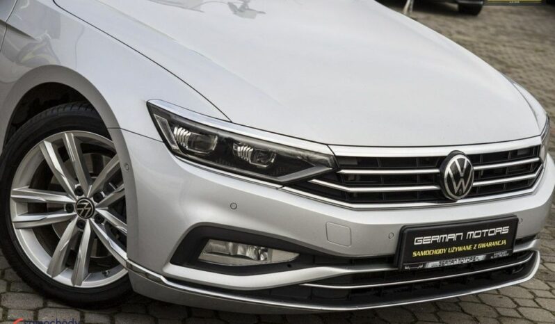 VOLKSWAGEN Passat  | 4×4 (doł. automatycznie) | Automatyczna | 272 KM | Srebrny full