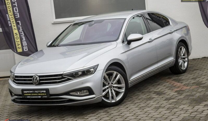 VOLKSWAGEN Passat  | 4×4 (doł. automatycznie) | Automatyczna | 272 KM | Srebrny full