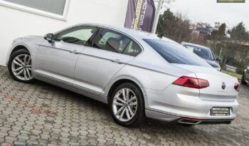 VOLKSWAGEN Passat  | 4×4 (doł. automatycznie) | Automatyczna | 272 KM | Srebrny full