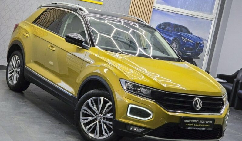 VOLKSWAGEN T-Roc  | FWD (przód) | Automatyczna | 150 KM | Złoty full