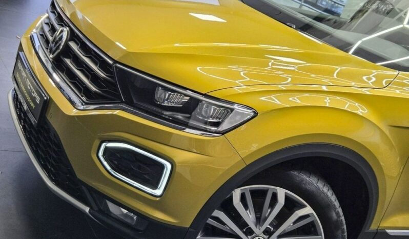 VOLKSWAGEN T-Roc  | FWD (przód) | Automatyczna | 150 KM | Złoty full