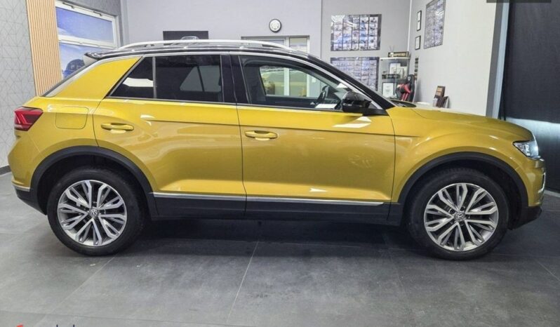 VOLKSWAGEN T-Roc  | FWD (przód) | Automatyczna | 150 KM | Złoty full