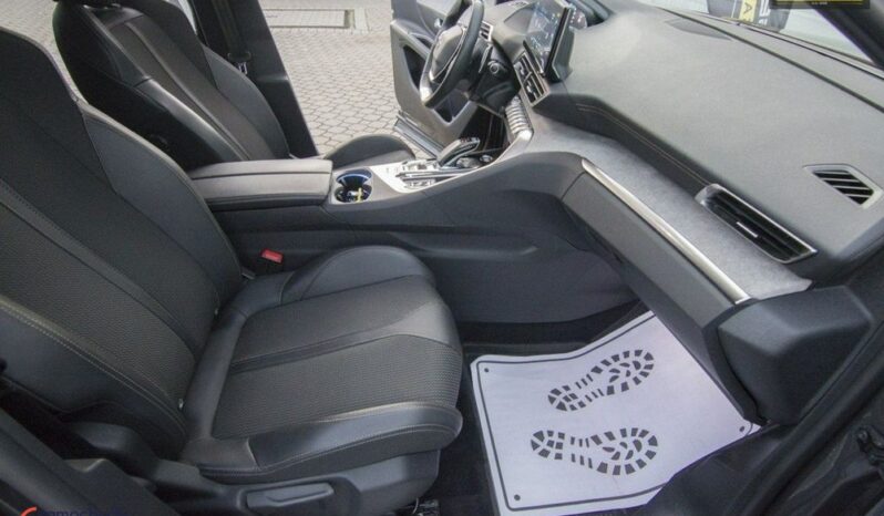 PEUGEOT 3008  | 4×4 (doł. automatycznie) | Automatyczna | 300 KM | Szary full