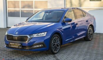 SKODA Octavia  | FWD (przód) | Automatyczna | 150 KM | Niebieski full