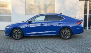 SKODA Octavia  | FWD (przód) | Automatyczna | 150 KM | Niebieski full