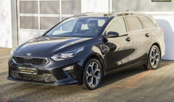 KIA Ceed  | FWD (przód) | Automatyczna | 150 KM | Czarny full