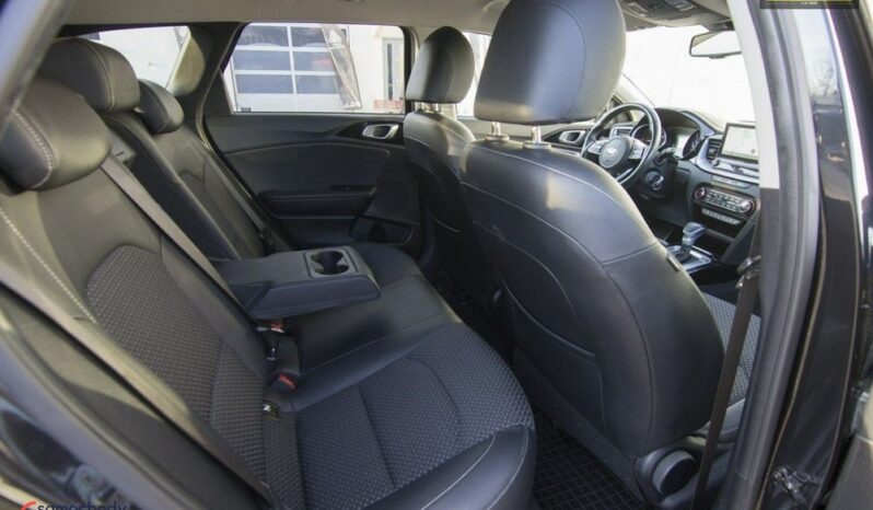 KIA Ceed  | FWD (przód) | Automatyczna | 150 KM | Czarny full