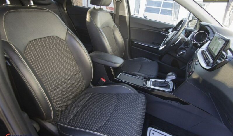 KIA Ceed  | FWD (przód) | Automatyczna | 150 KM | Czarny full