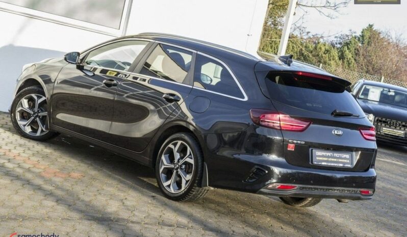 KIA Ceed  | FWD (przód) | Automatyczna | 150 KM | Czarny full