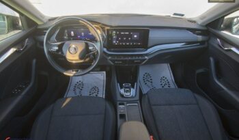 SKODA Octavia  | FWD (przód) | Automatyczna | 150 KM | Szary full