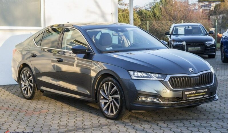 SKODA Octavia  | FWD (przód) | Automatyczna | 150 KM | Szary full